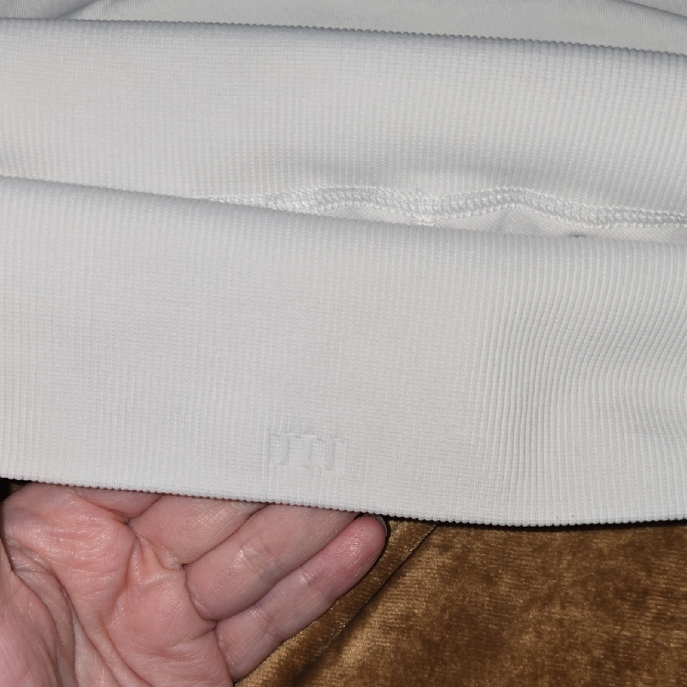 Lululemon Bra White 6? - Picture 5 of 10